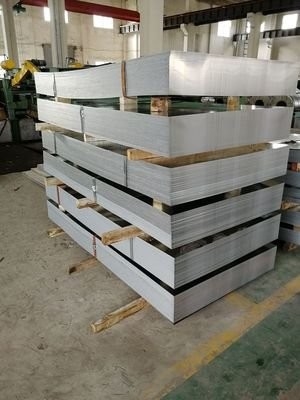 Breedte 1500mm Hete Ondergedompelde Gegalvaniseerde het Zinklaag van het Staalbroodje 40g-275g